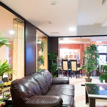 Apart Hotel Flora Residence Daisy Borowez