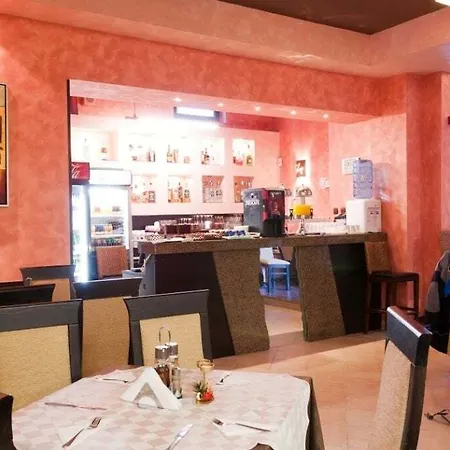 شقة فندقية Flora Daisy بوروفتس