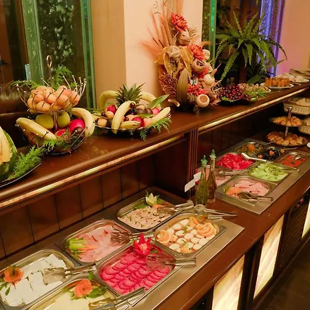 Aparthotel Flora Daisy