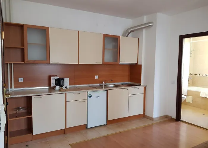 Flora Daisy Apart Otel 3*