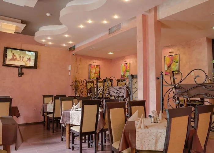 Flora Daisy Hotel apartamentowy